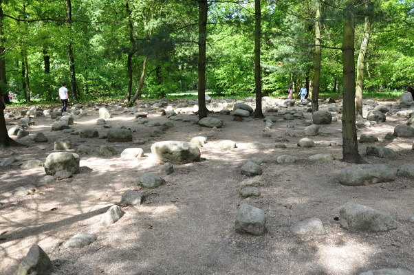 zamek-loucen-kamenovy-labyrint.JPG