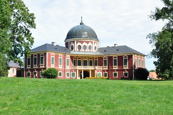 veltrusy