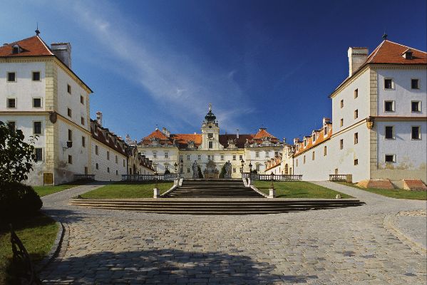 Na památky ve správě Národního památkového ústavu letos ve jménu Valdštejnů