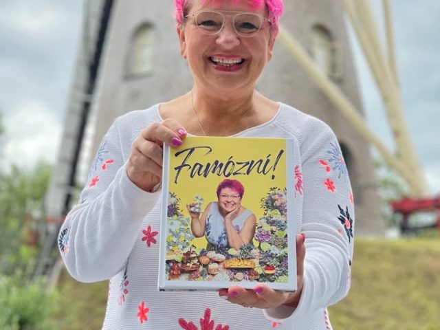 Cukrářka Mirka van Gils Slavíková má druhou Famózní kuchařku: Nebudete vědět, co vyzkoušet dřív Cukrářka Mirka van Gils Slavíková má druhou Famózní kuchařku: Nebudete vědět, co vyzkoušet dřív