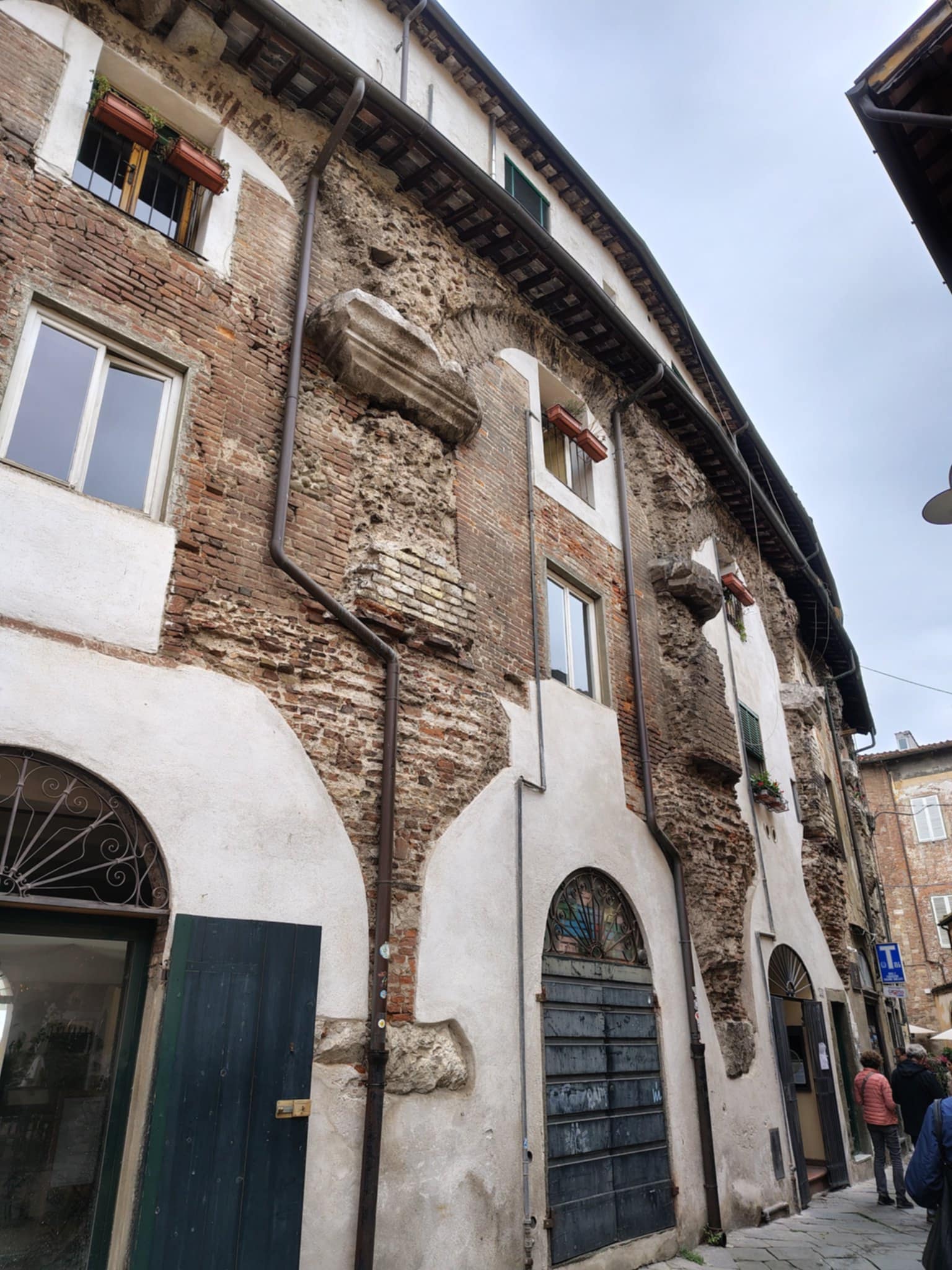 Lucca zbytky amfiteatru Italie
